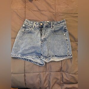 Princess Polly High-Waisted Denim Shorts – Size US 4